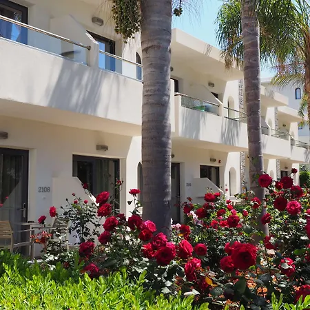 Hotel Cooee Kyknos & Mália