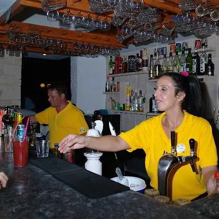 Cooee Kyknos & Hotel 4*