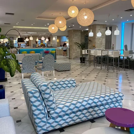Hotel Cooee Kyknos & 4*