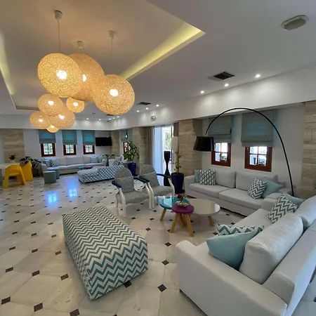 Hotel Cooee Kyknos &