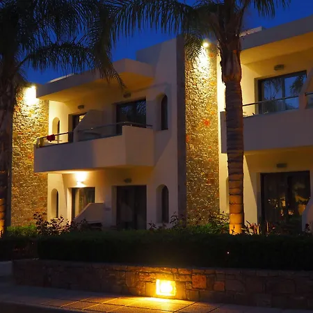 Cooee Kyknos & Hotel 4*